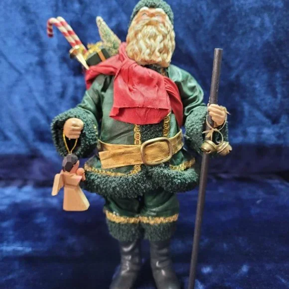 Possible Dreams Clothtique Santa - Picture 2 of 5